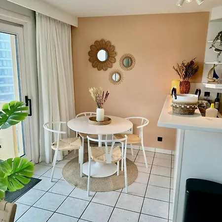 Appartement Zeeparel *